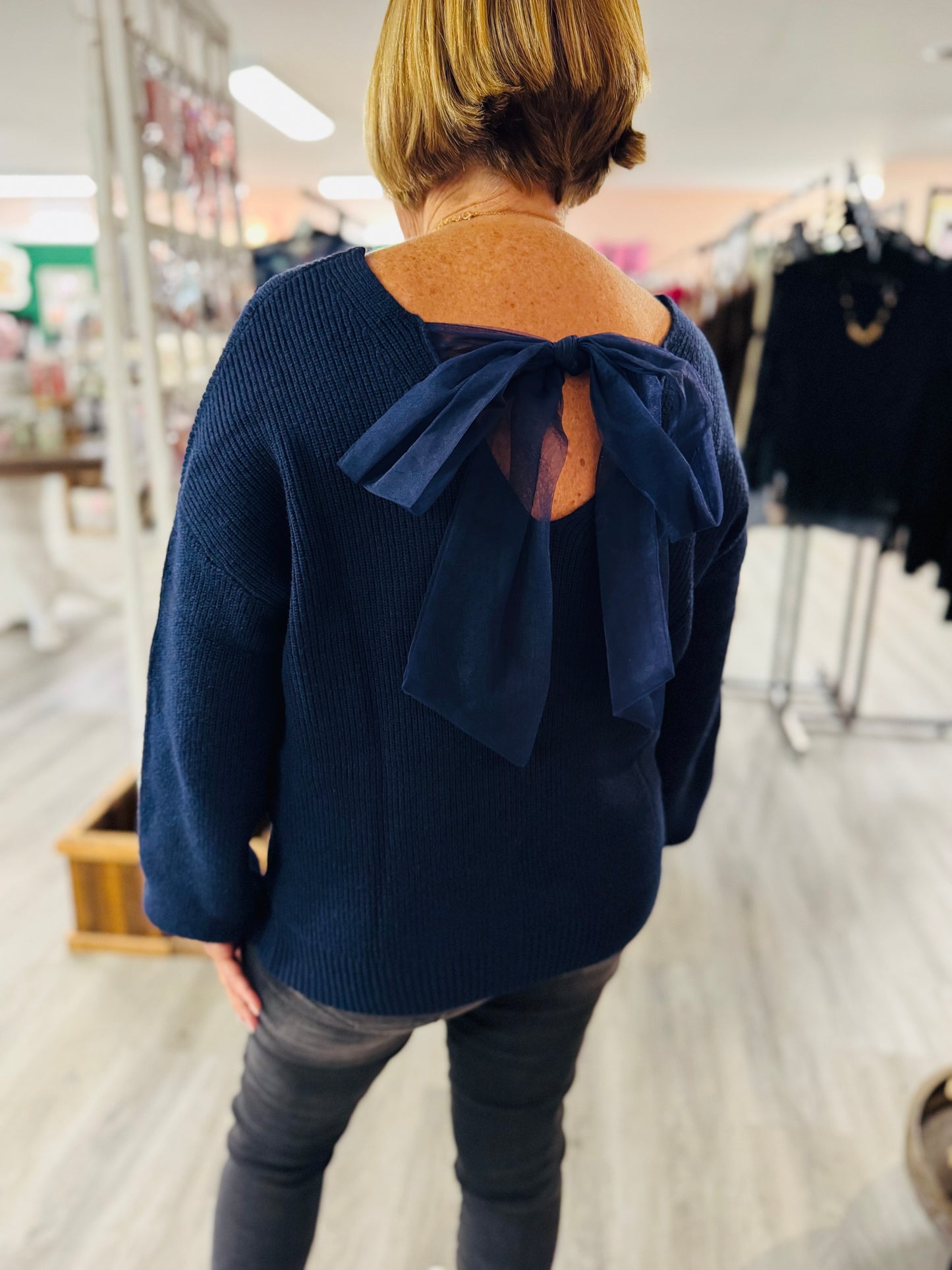 Bow sweater