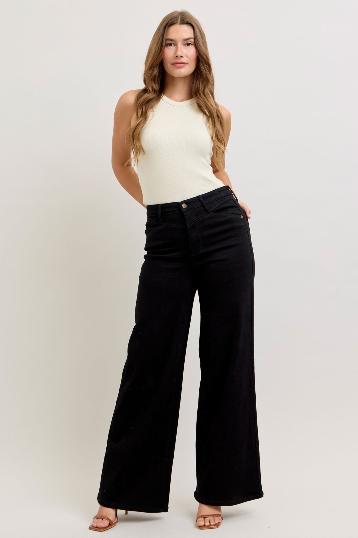 Front yoke wide Judy blue jeans