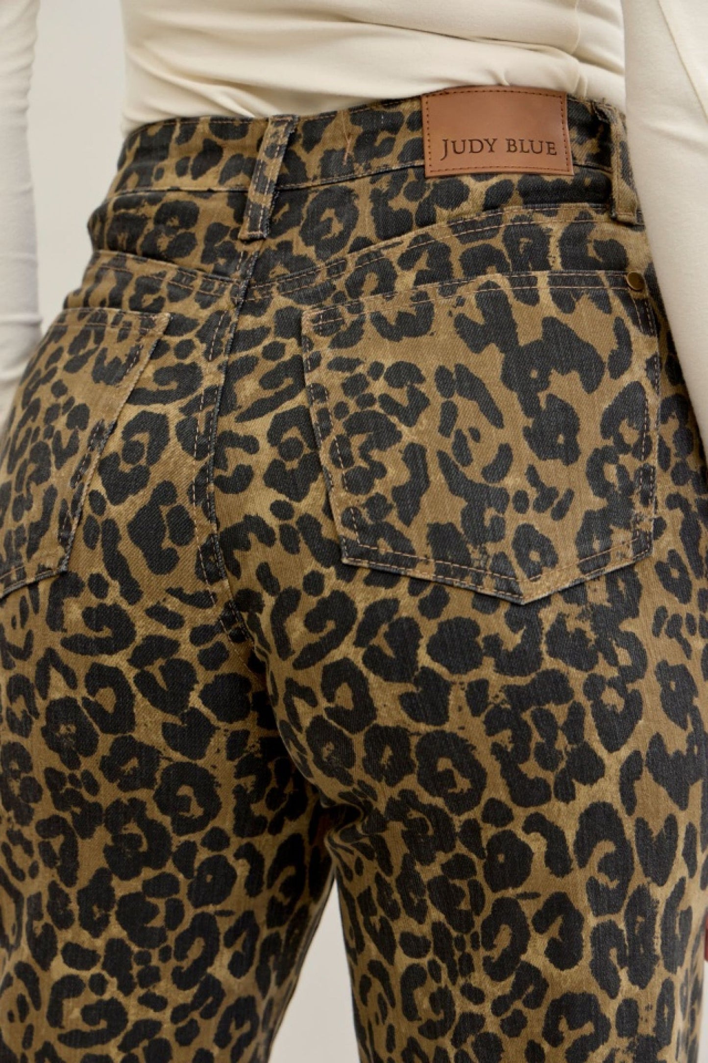 Judy Blue TRENDING leopard jeans