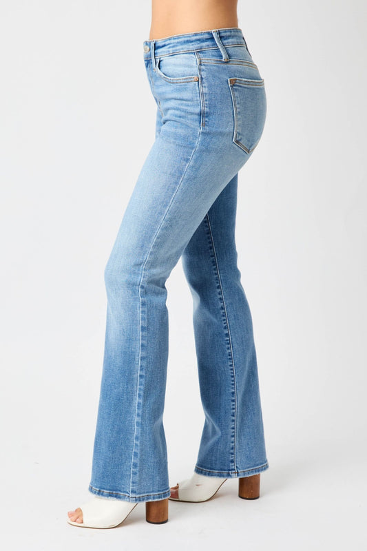 Judy blue mid rise boot jeans reg and plus size